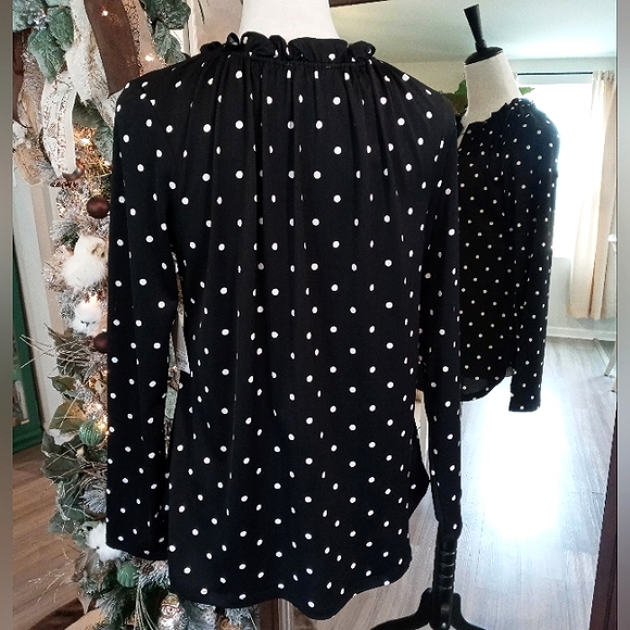 Croft & Barrow Polka Dot & Chain Tunic w/Ruffled Collar Sz Small NWT - Picture 3 of 9